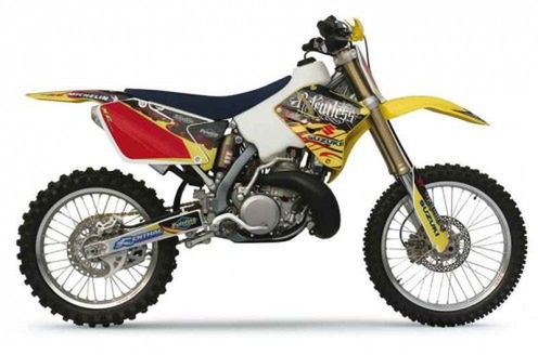 Nowy cross Suzuki