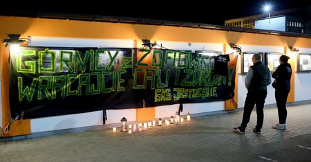 Akcja w kopalni Zofiówka. Zlokalizowano sygnał z czterech lamp górników
