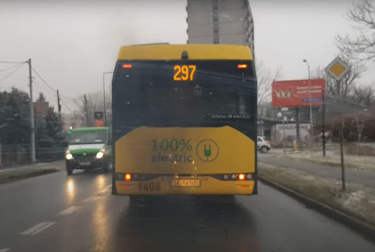 Słowacy nabijają się z Polaków. "Elektryczny autobus, z którego leci czarny dym" 