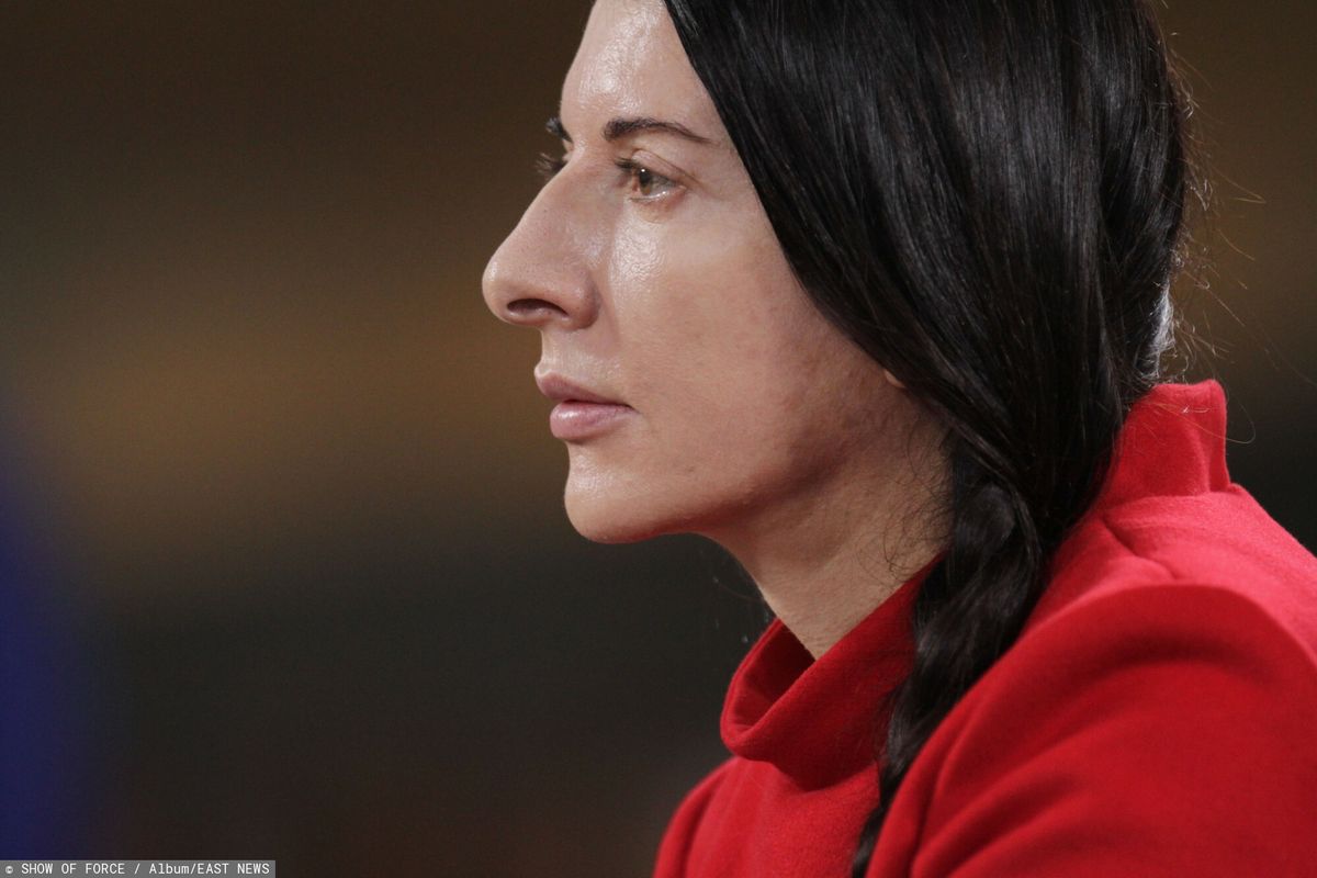 Marina Abramobvić przekraczała granice sztuki, inspirując kolejne pokolenia