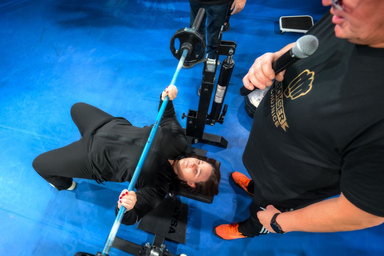 Turnieje bokserskie i siłaczy w chojnickiej hali sportowej, czyli 12. Memoriał im. Tadeusza Kiedrowskiego