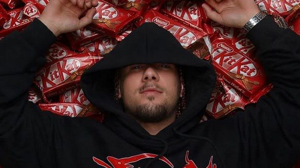 Raper Kabe i batoniki KitKat