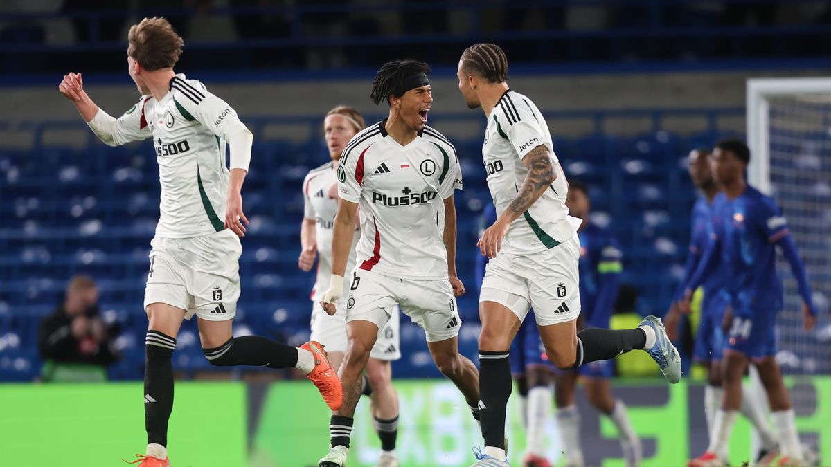 Getty Images / Rob Newell - CameraSport / Na zdjęciu: Maximillian Oyedele może odejść z Legii Warszawa