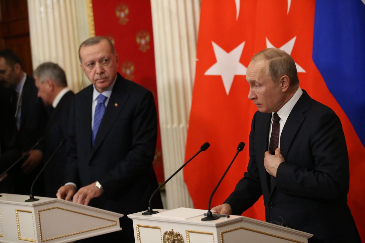 Prezydenci Turcji i Rosji po jednym ze swoich spotkań.
