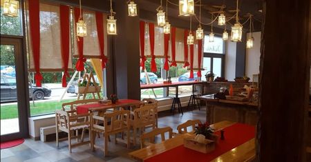 Hotele i gastronomia. W lutym poprawiły się oceny przedsiębiorców, choć dalej są złe