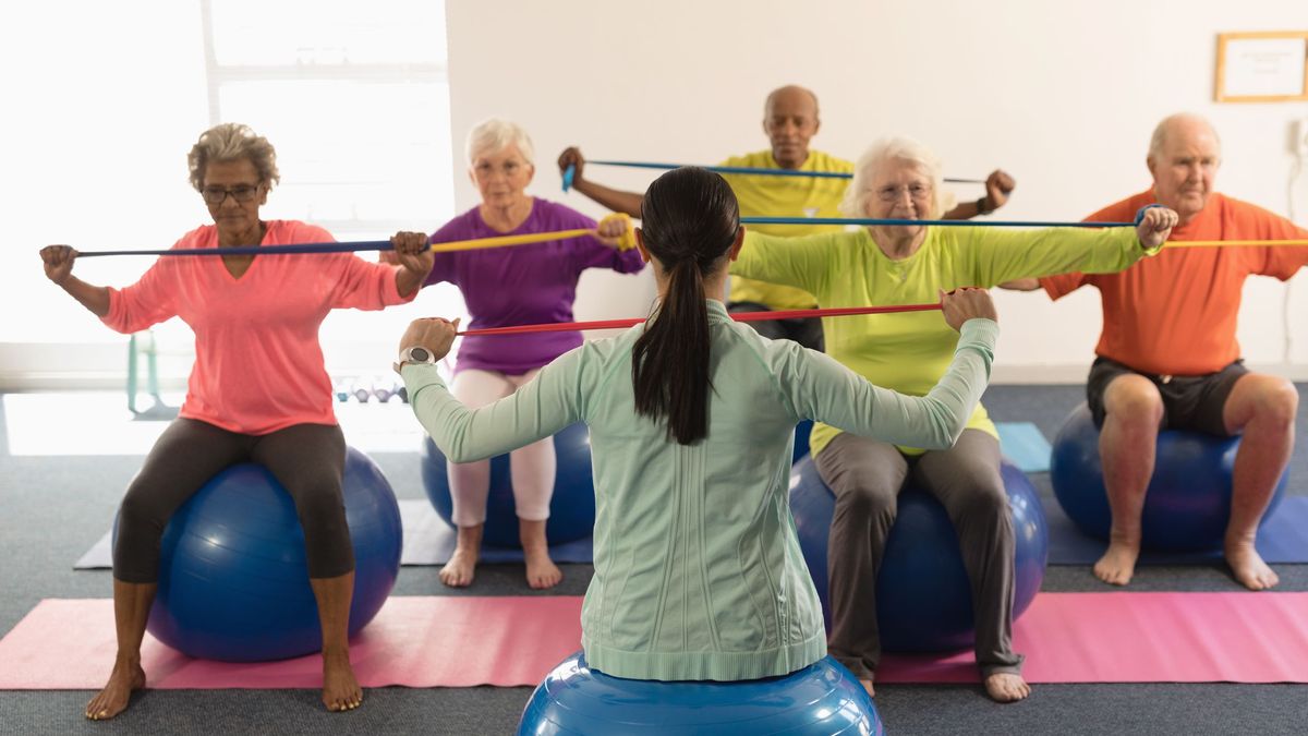 Osoby aktywne fizycznie mają większe szanse na dłuższe życie.