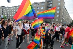 UE ogłoszona "strefą wolności dla osób LGBTIQ". Co to oznacza dla Polski?