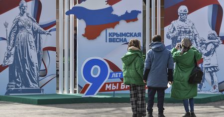 Rosjanka przerwała milczenie. To usłyszała od "carycy" Putina