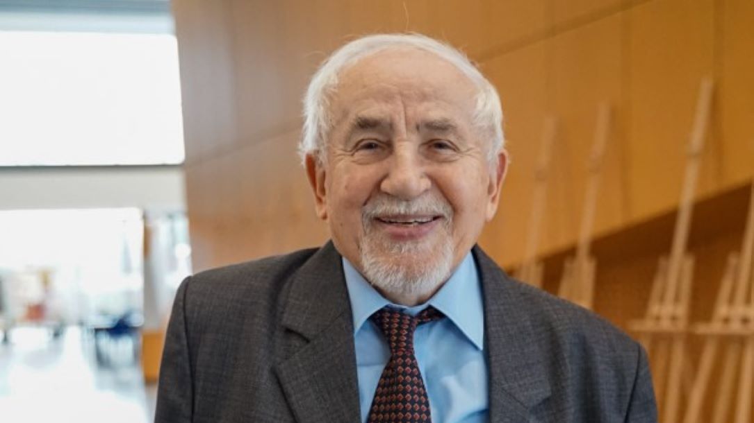 Pan Ignacy Skrzypek uzyskał tytuł doktora w wieku 83 lat 