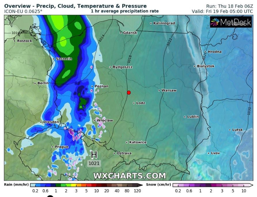 Pogoda. Z zachodu wkroczy do Polski fala opadów (Źródło: wxcharts.com)