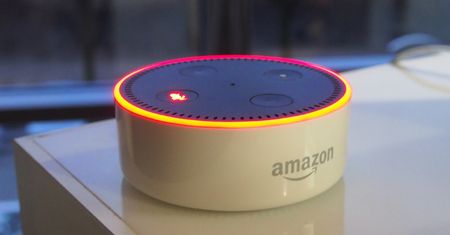 Alexę obudzi słowo „computer” – Amazon chce, byś poczuł się jak w Star Treku