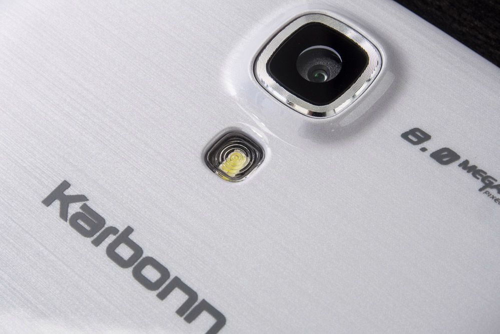 Karbonn Titanium S6: tani indyjski smartfon, który trudno polubić