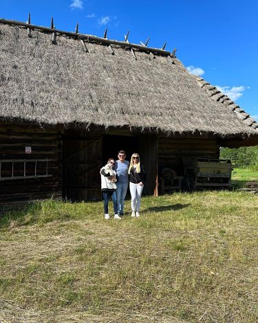 Danuta Martyniuk, Zenek Martyniuk i Monika Chwajoł