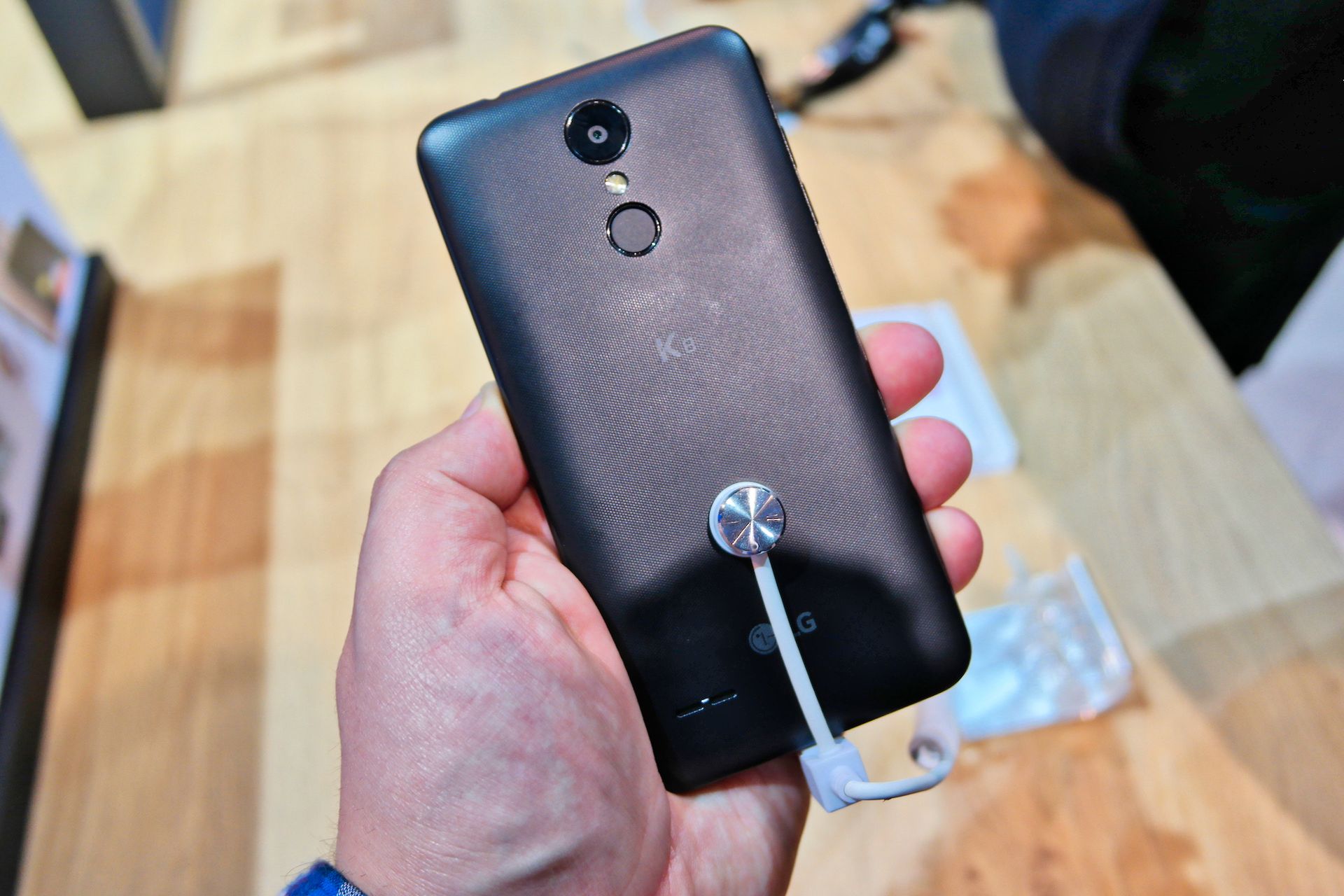 LG K10 i LG K8 (2018) - pierwsze wrażenia. Rzut oka na nową generację operatorskich hitów 5