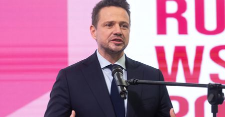 Rafał Trzaskowski dostał podwyżkę. Miesięcznie zarobi kilka tysięcy więcej