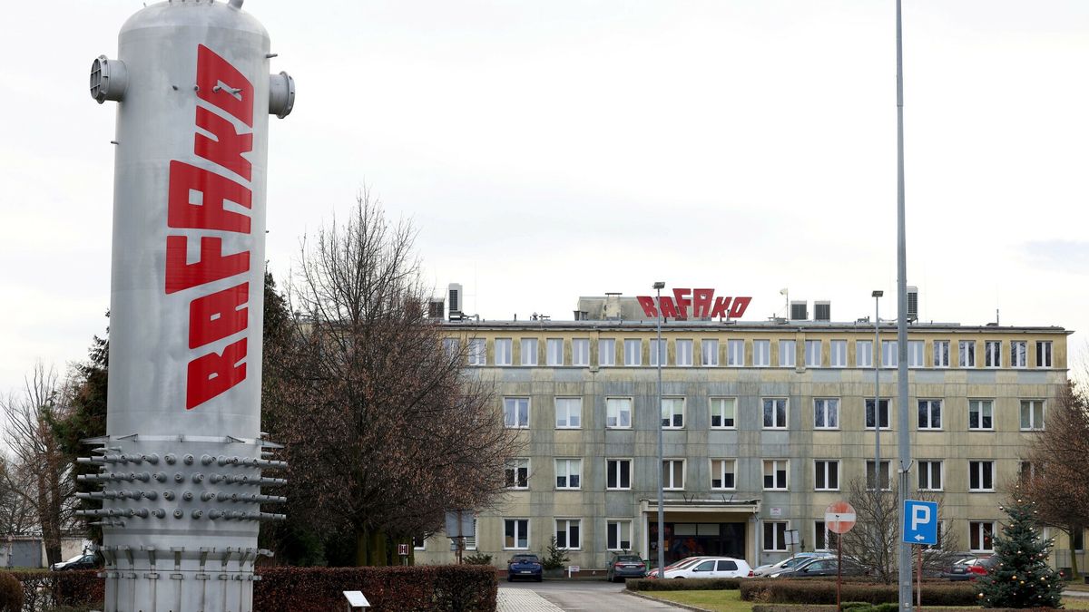 Nad Rafako widmo zwolnień grupowych 