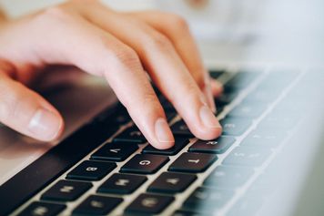 PLLuM w NSA. Pilotaż asystenta AI dla sędziów