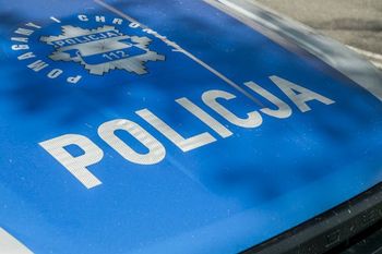 Wypadek w Skarżysku. Citroen zderzył się z motocyklem. Mężczyzna podejrzewany o kierowanie autem miał ponad trzy promile