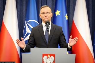 Kluczowe akta już u prezydenta. Krok bliżej uwolnienia Wąsika i Kamińskiego