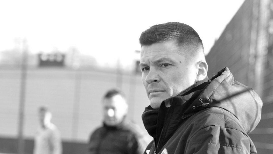 Rafał Skórski -  w czasie piłkarskiej kariery przywdziewał barwy między innymi Hutnika Kraków, Górnika Wieliczka i Karpat Siepraw. Po jej zakończeniu zajął się pracą z bramkarzami. Pracował między innymi w GKS Katowice, Cracovii, Lechii Gdańsk, Podbeskidziu Bielsko-Biała i Garbarni Kraków, a w ostatnich latach był trenerem bramkarzy Hutnika Kraków. Współpracował także z młodzieżowymi reprezentacjami Polski, w tym kadrą narodową do lat 17, która brała udział w turniejach finałowych mistrzostw Europy i świata.