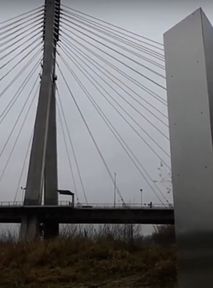 Z Utah do Warszawy – tajemniczy monolit pojawił się w Polsce