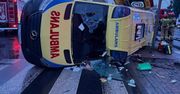 Wypadek karetki pogotowia w Legnicy. Są poszkodowani