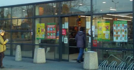 W tym sklepie Polacy już nic nie kupią. Popularna marka zniknęła z rynku