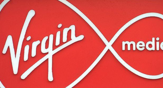 13,3 mln funtów kary dla EE i Virgin Media za zawyżanie opłat od użytkowników