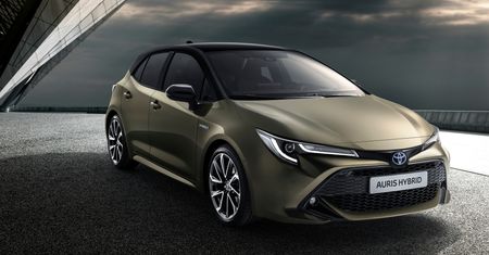 Toyota Auris w nowej odsłonie. Kompakt bez diesli