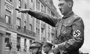 Genetyczna tajemnica Hitlera. Mógł mieć zespół Kallmanna