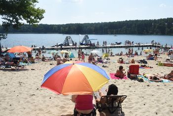 Letnia mapa ochłody. Najlepsze jeziora, plaże i kąpieliska w Zielonej Górze i okolicy