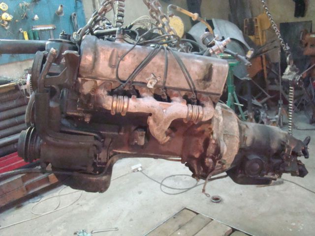 Mercedes 450 SL (R107) - wyjęcie silnika 7