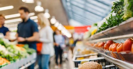 Ceny w sklepach wzrosną przed Wielkanocą? Te produkty są najbardziej narażone