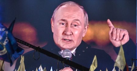 Wpadka Polsatu. Tak podpisali Władimira Putina