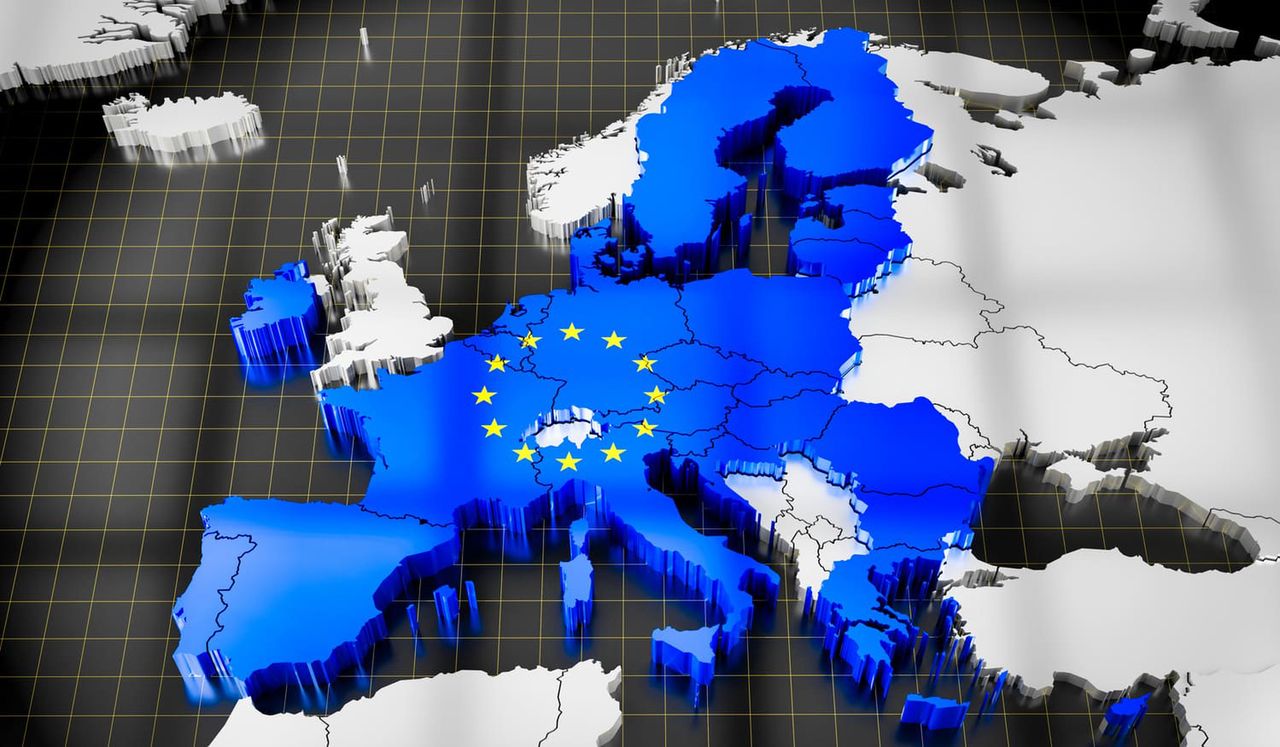 Unia Europejska testuje aplikację do weryfikacji wieku w sieci