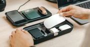 Organizer na miarę 2020 roku. Orbitkey Nest to etui na gadżety z ładowaniem indukcyjnym
