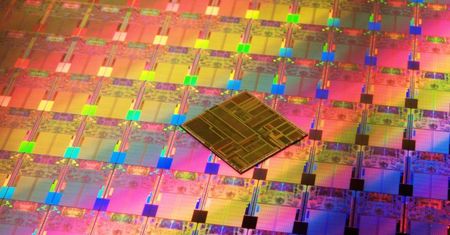 Procesory Intel Ice Lake zaoferują wzrost IPC, pojemniejszą pamięć L1/L2 i wydajniejsze iGPU