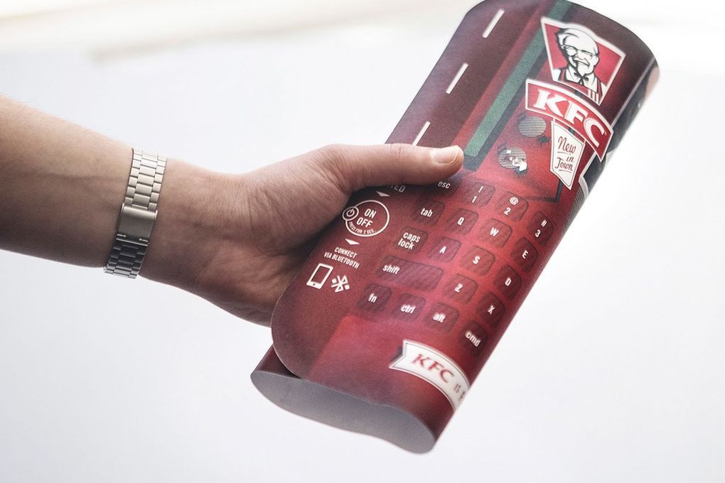 W przyszłości może to być niezbędny gadżet w każdej restauracji. KFC dodaje bezprzewodową klawiaturę do zamówień 3