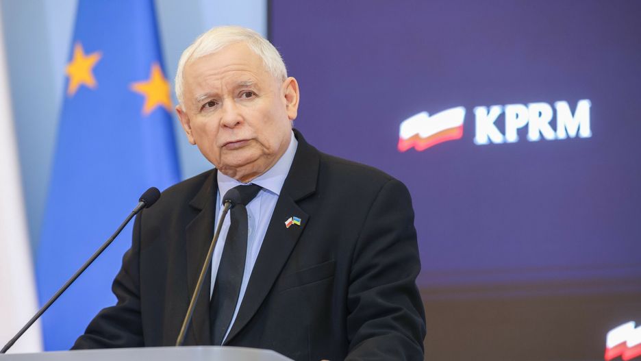 Konferencja prasowa Jaros?awa Kaczy?skiego, Mariusza Kami?skiego14.06.2022 Warszawa Konferencja prasowa Wiceprezesa Rady Ministrow Jaroslawa Kaczynskiego, ministra Spraw Wewnetrznych i Administracji Mariusza Kaminskiego oraz sekretarza stanu w Ministerstwie Spraw Wewnetrznych i Administracji Macieja Wasika.
fot. Andrzej Iwanczuk/REPORTER
n/z: Jaroslaw KaczynskiAndrzej Iwanczuk/REPORTER