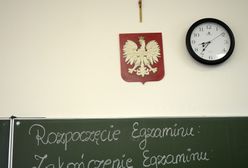 Nauczycielka miała wyrzucić krzyż do kosza. Wójt idzie do prokuratury