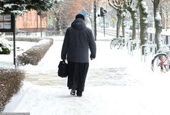 Co z kolędą? "Nie będzie na pewno chodzenia od drzwi do drzwi"