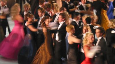 Morze krwi na balu maturalnym 1