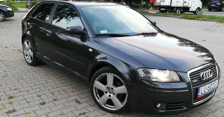 Skradziono audi A3. Za pomoc w odnalezieniu auta czeka nagroda