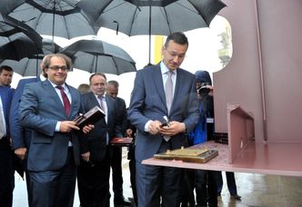 Prom "widmo" i znikające miliardy. Tak rząd topi pieniądze w państwowych spółkach