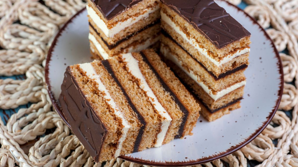 Marlenka to ciasto, które pochodzi z Czech