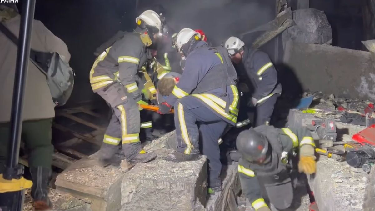 Rosjanie uderzyli m.in. na terminal Nowej Poczty