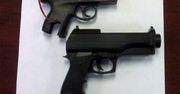 Realistyczny pistolet-zabawka winny śmierci trzylatki