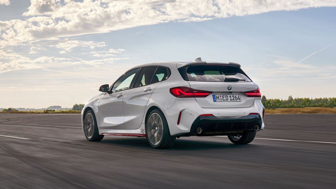 Po zapowiedziach BMW można było się spodziewać, że cennik 128ti będzie otwierała nieco niższa kwota