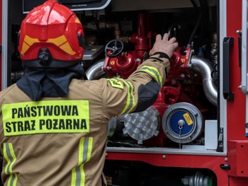 Huk na Ursynowie i Kabatach. Strażacy tłumaczą