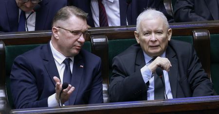 VAT 0 proc. PiS ma projekt, chce nadzwyczajnego posiedzenia